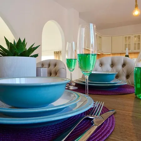 Oasis Sea View 3 Bed Private Heated Pool - By Solrentspain *
