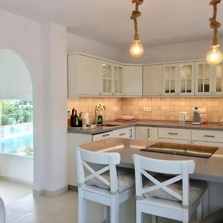 Villa Oasis Sea View 3 Bed Private Heated Pool - By Solrentspain La Cala De Mijas